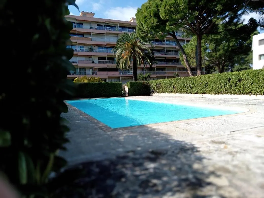 Apartment Appartement Avec Vue Mer A Antibes France